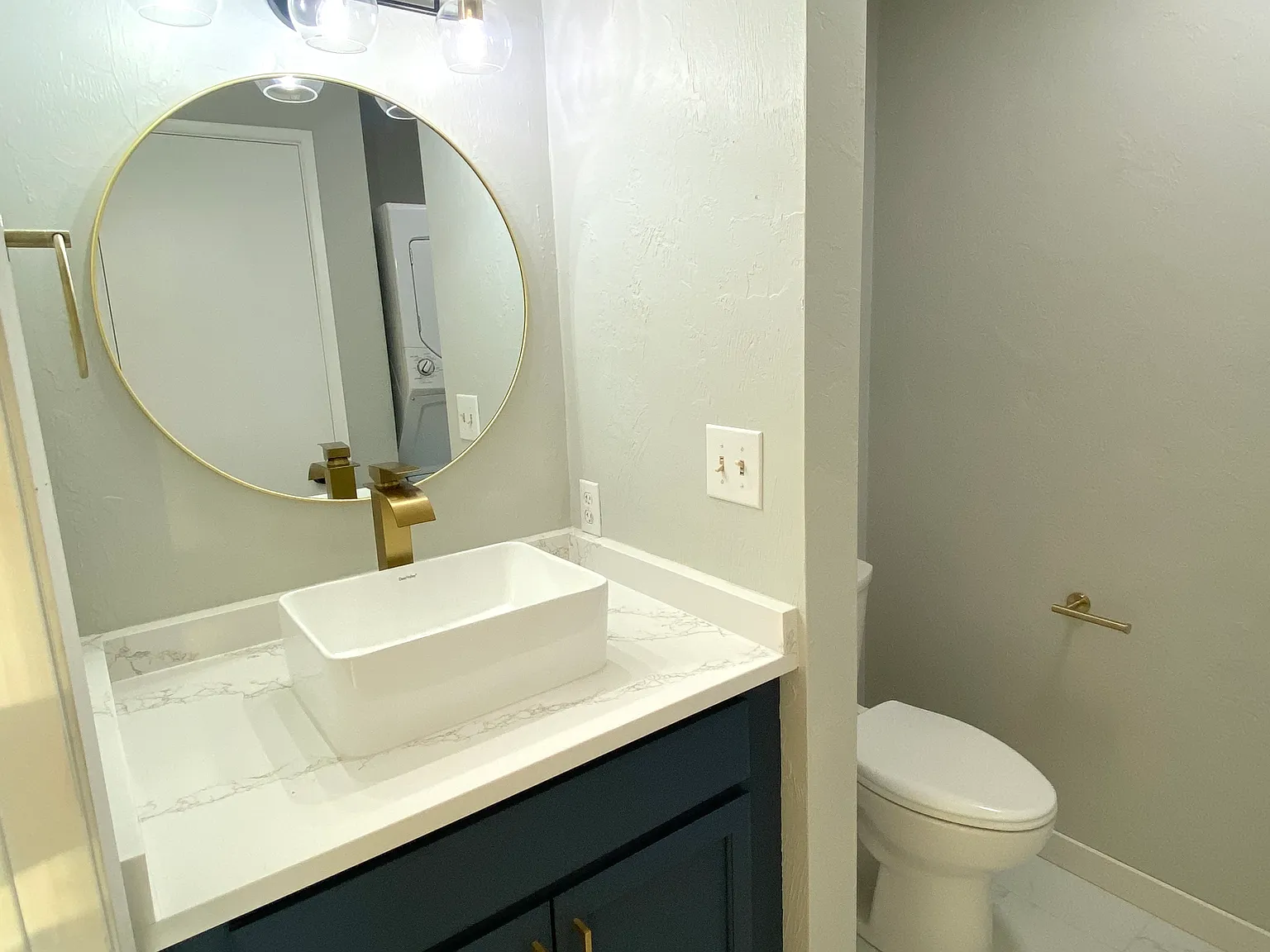 2 bed, 1.5 bath, 1000 sqft, $2,250 — Photo 3