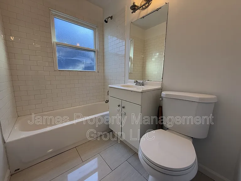 1004 Oakland Dr — Photo 10