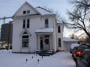 229 W Madison St, Moweaqua, IL