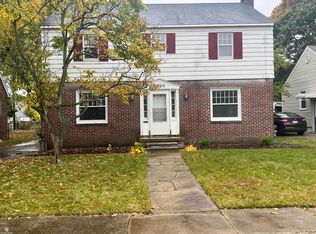 1320 Court St, Port Huron, MI