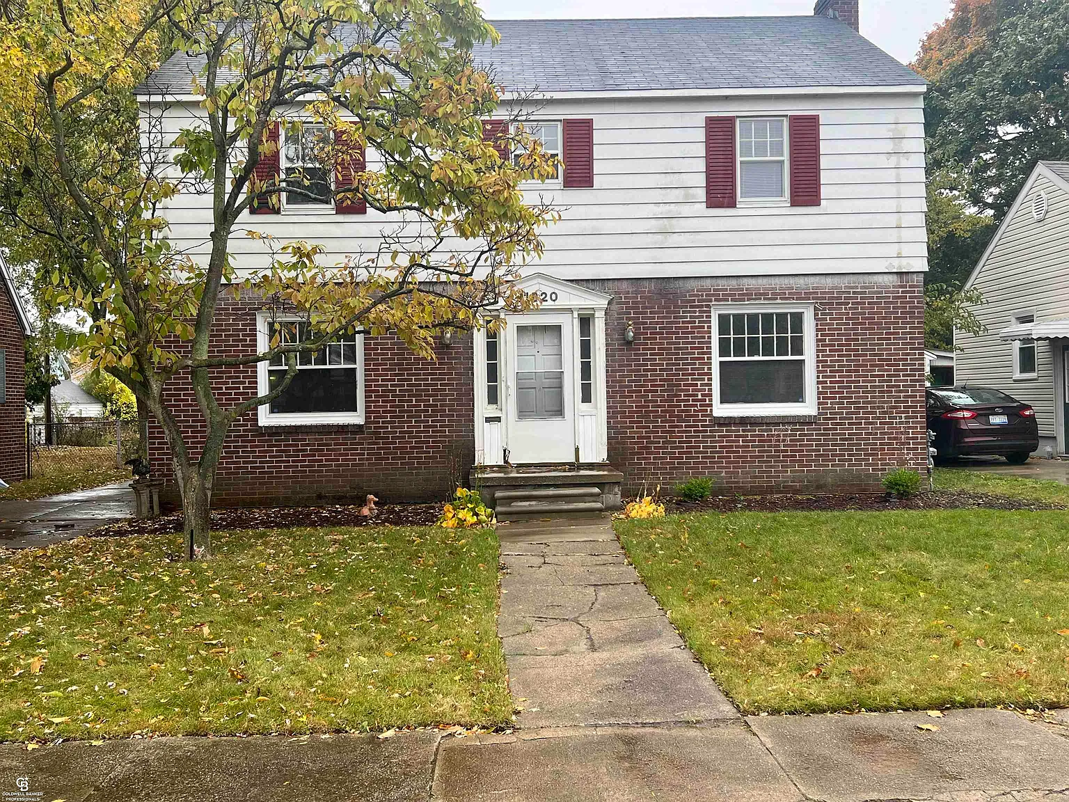 1320 Court St photo 1