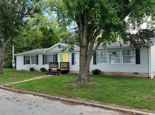 510 SE 1st St, Paoli, IN 47454