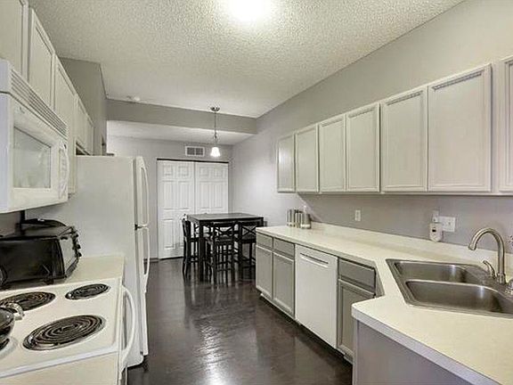2nd image of 20439 Kensfield Trl