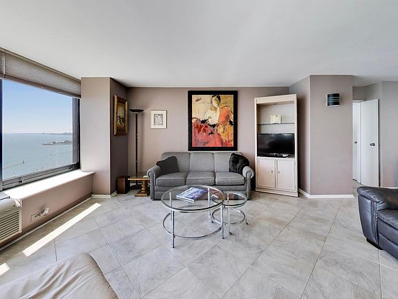 4th image of 155 N Harbor Dr APT 3910
