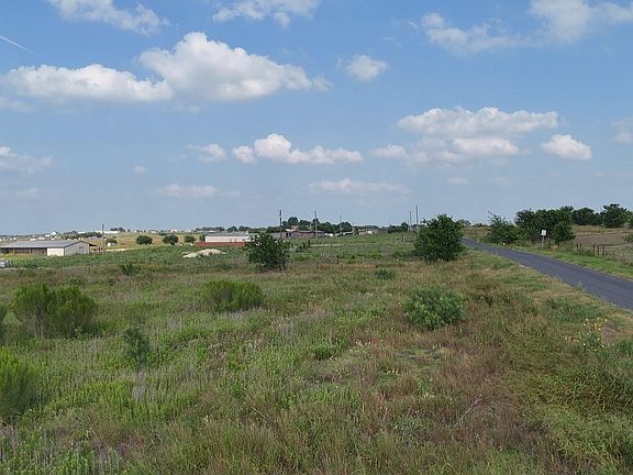 5th image of 1701 County Road 417