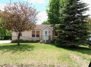 244 4th Ave SW, Forest Lake, MN 55025