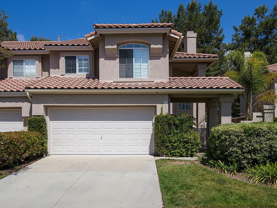 1st image of 49 Cuervo Dr