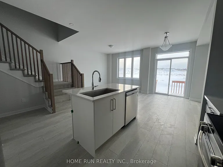 144 Invention Blvd — Photo 5