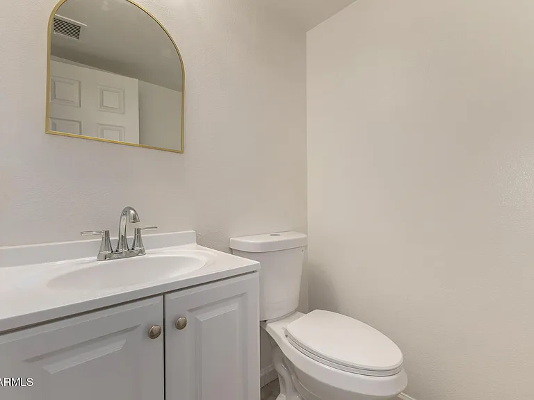 1343 E Angela Dr — Photo 18