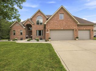 10591 Erie Dr, Winfield, IN 46307
