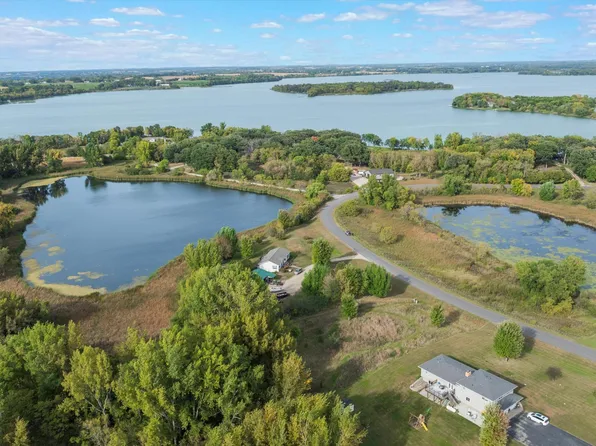 6354 5th St NW, Willmar, MN 56201