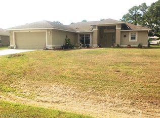 1907 Whitman Ave, Lehigh Acres, FL 33972