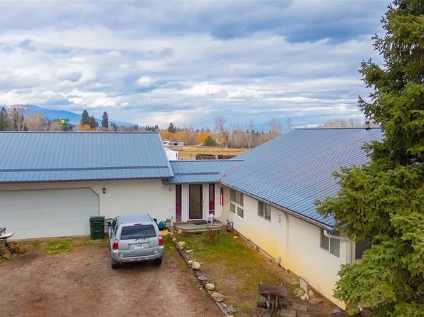 298 Blodgett View Dr, Hamilton, MT 59840