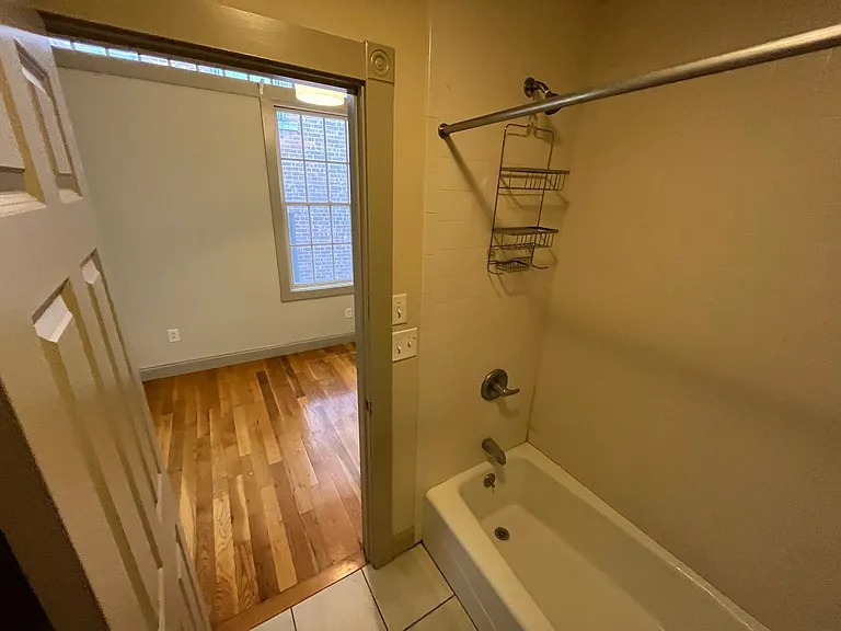 436 Prospect St — Photo 4