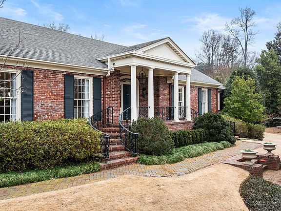 3rd image of 3020 Woodleigh Rd