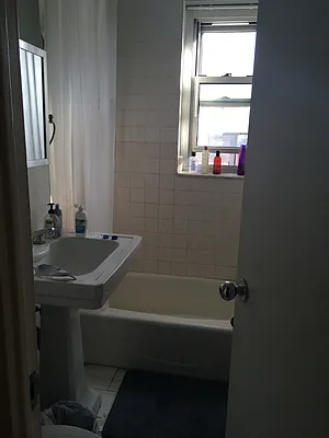 Rented by Shawn Elliott | media 20