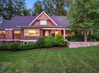 25 Cottage Cir, Dedham, MA 02026