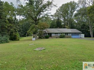 20 Riva Ave, North Brunswick, NJ 08902