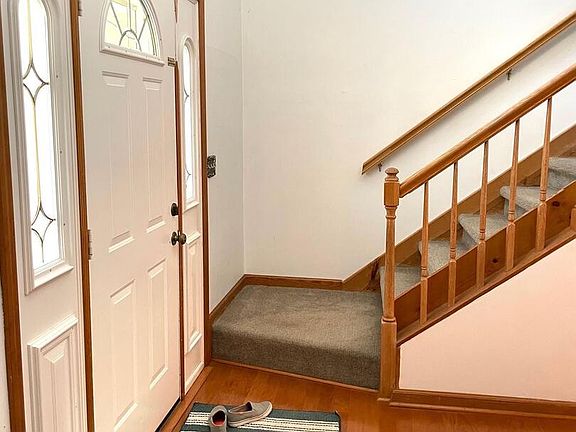 3rd image of 209 Archelle Dr