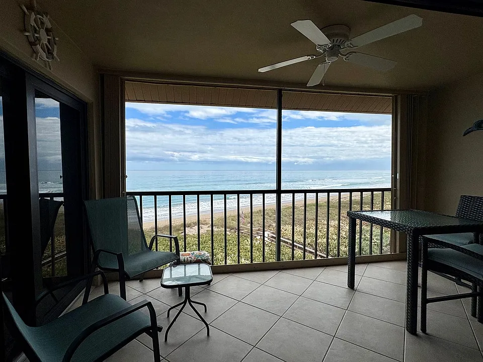 2571 NE Ocean Blvd #10-405