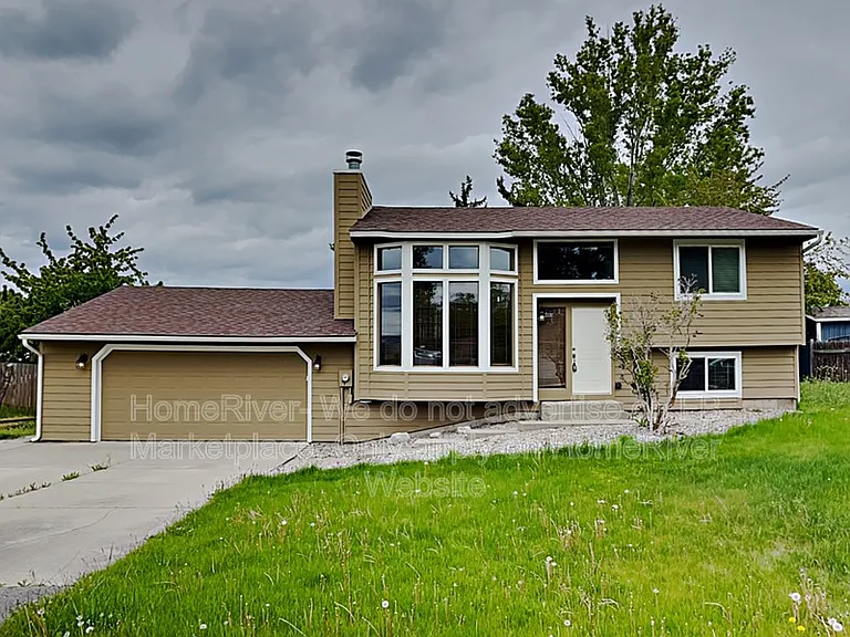 14611 E 13th Ave — Photo 1