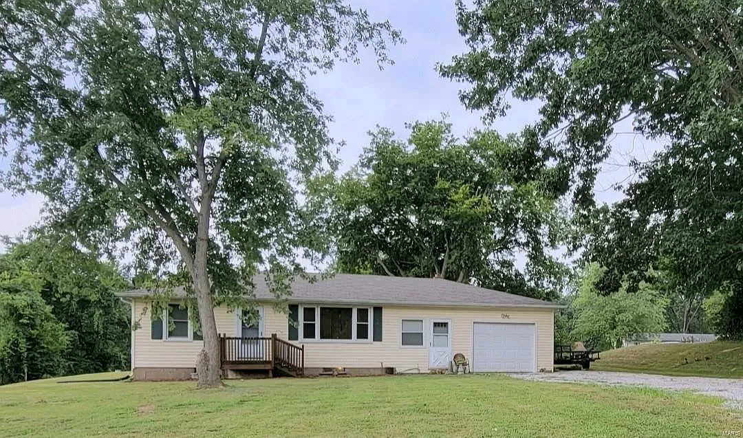 9245 Cherry Ln photo 1