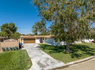 2011 W Oldfield St, Lancaster, CA 93536