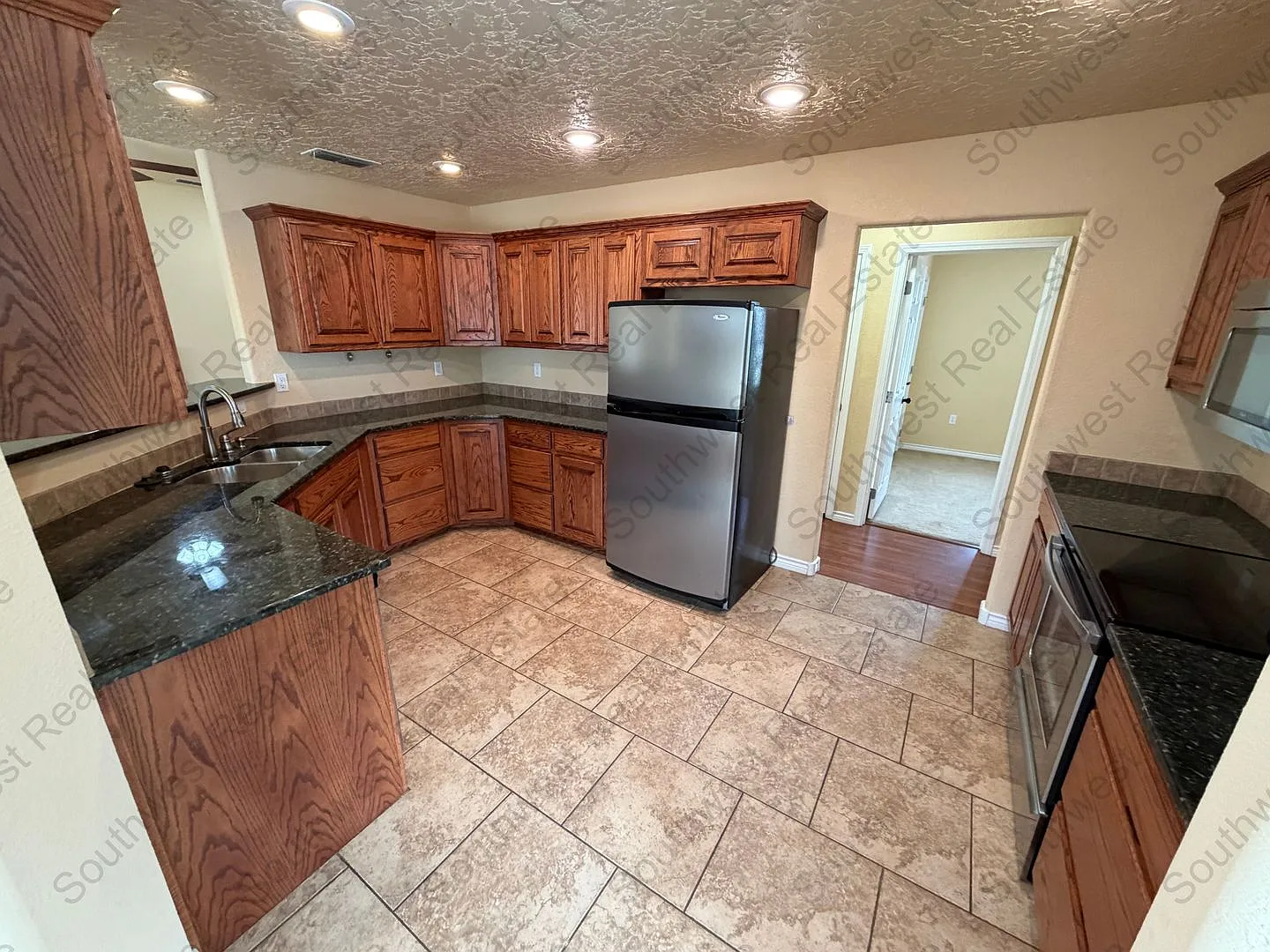 Available Soon! Beautiful 3 Bed 2 Bath 2 Car Garage — Photo 2