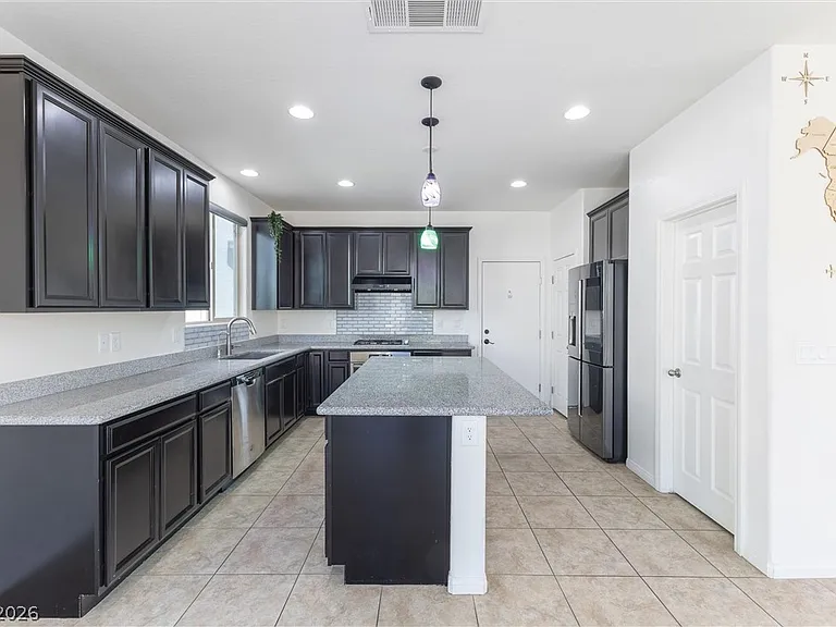 10925 Jordyn Hill St — Photo 10