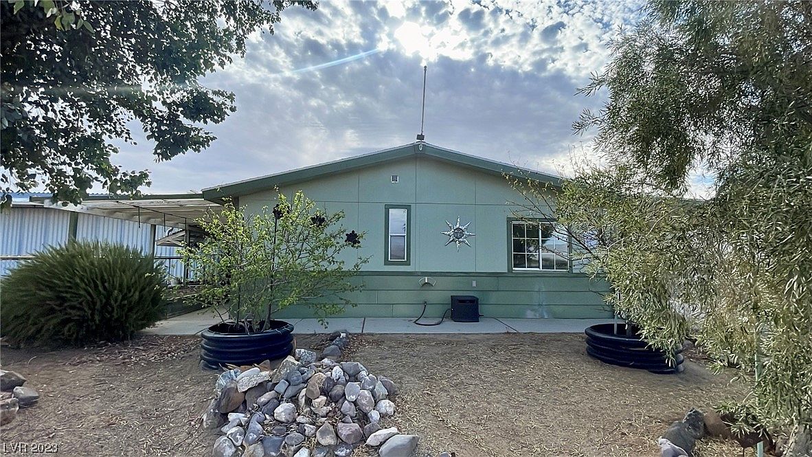 43 Comanche Trl, Cal Nev Ari, NV 89039 MLS 2500514 Zillow