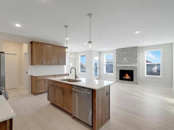 1833 Ridgepointe Ct, Hastings, MN 55033