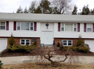 9 Salina Ave, Johnston, RI 02919