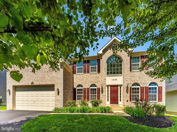 1936 Moran Dr, Frederick, MD 21702