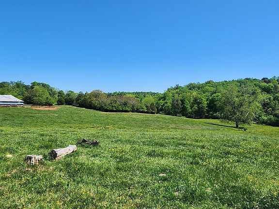 4th image of 273 Woodland Forest Cir