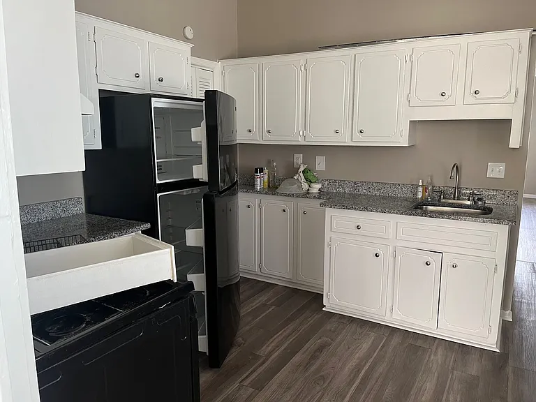 219 Ellis St #A — Photo 4
