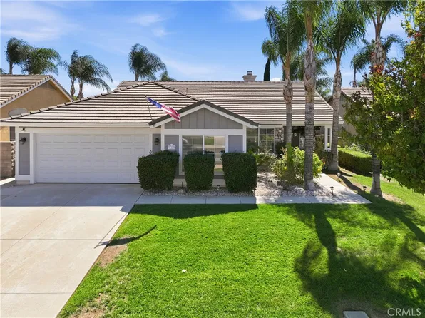31623 Granville Dr, Winchester, CA 92596