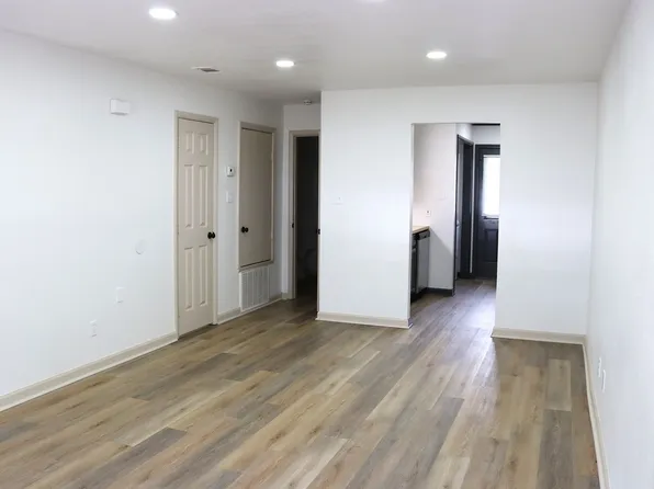 WaveHaus, 3305 12th St APT 3, Gulfport, MS 39501