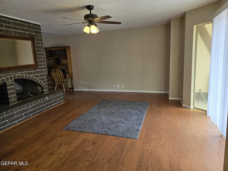 500 Thunderbird Dr #116 — Photo 8