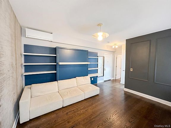 3rd image of 130 W 16th Street #52