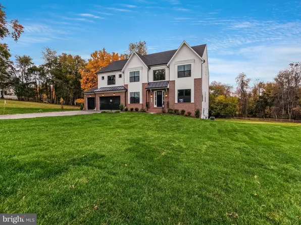 13606 Darnestown Rd, Gaithersburg, MD 20878