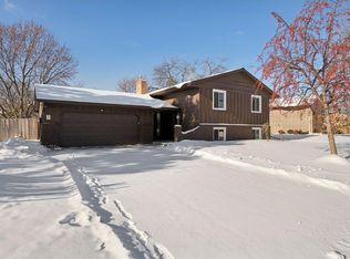 7733 Hampshire Ave N, Brooklyn Park, MN 55445