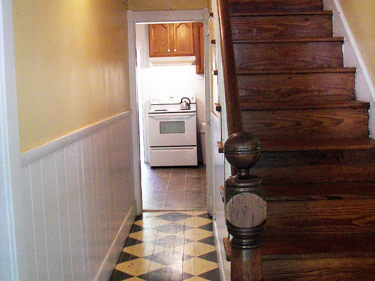 24 S Calhoun St — Photo 5