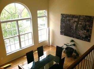 1869 Crescent Park Dr #115B, Reston, VA 20190