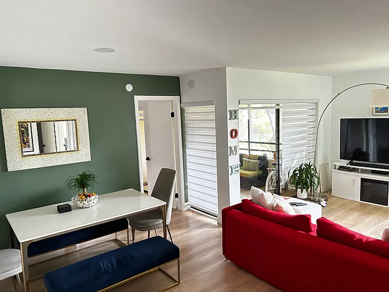 20250 NE 3rd Ct — Photo 7