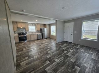 1328 Chestnut #32, Alden, NY 14004