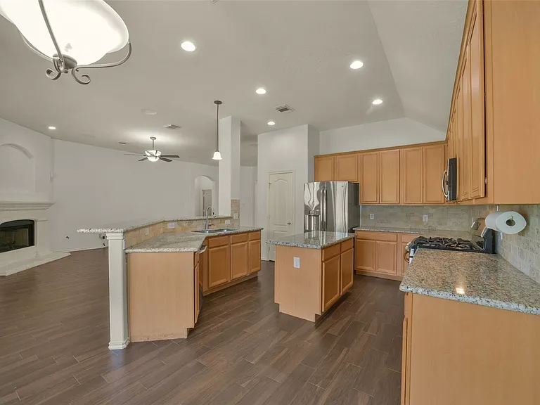 1414 Phoenician Dr — Photo 9