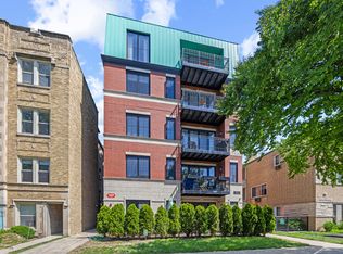 1024 Washington Blvd #301, Oak Park, IL 60302