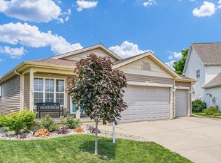 1321 W Ridge Ln, Champaign, IL 61822