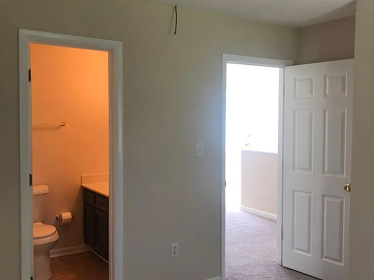 142 King Edward Way — Photo 12