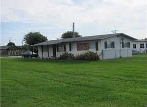 2nd image of 108 NW Avenue K